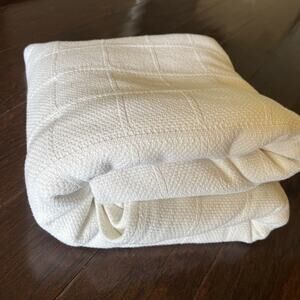 Ralph Lauren 100% Cotton Knit Blanket White/Beige King Size 108x90” Light Stains